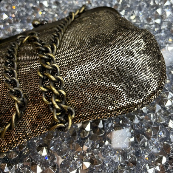 Express gold sequined evening bag clutch EUC - Picture 11 of 13
